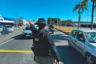 
          Imagem ilustrativa da imagem Blitze do Carnaval têm mais de 13 mil multados no ES
          