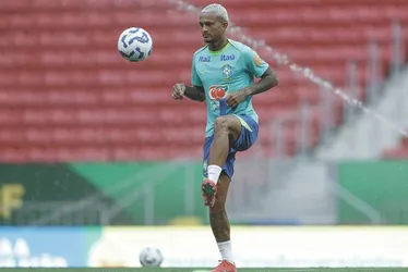 Imagem ilustrativa da imagem Brasil x Argentina: Dorival aposta em Wesley para o jogo desta terça