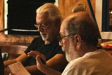 Imagem ilustrativa da imagem Cacá Diegues deixa filme inédito, 'Deus Ainda É Brasileiro', com Antônio Fagundes