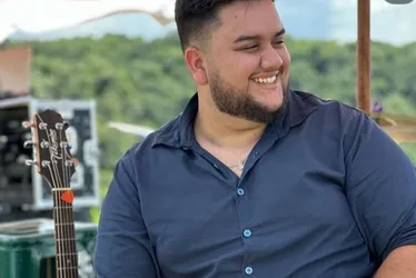 Imagem ilustrativa da imagem Cantor sertanejo morre aos 23 anos após grave acidente em Santa Catarina