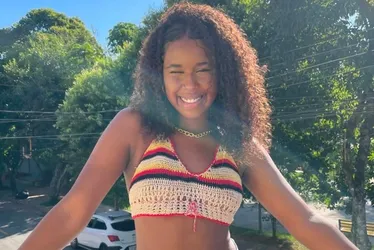 Imagem ilustrativa da imagem Cantora Karen Silva morre aos 17 anos após sofrer AVC hemorrágico