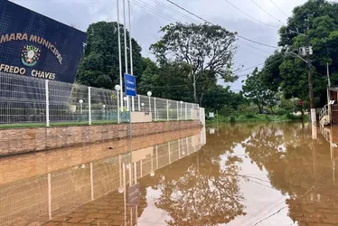 Imagem ilustrativa da imagem Chuva deixa feridos e provoca deslizamentos no ES