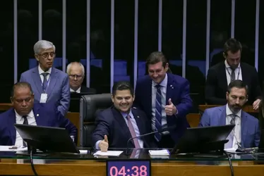 Imagem ilustrativa da imagem Congresso aprova novas regras para pagamento de emendas parlamentares