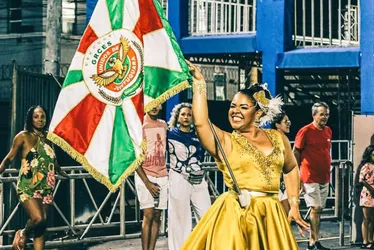 Imagem ilustrativa da imagem Desfile de estrelas e campeãs no grupo Especial do Carnaval de Vitória
