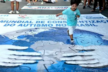 Imagem ilustrativa da imagem Detecção precoce do autismo ajuda na alfabetização e inclusão escolar