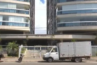Imagem ilustrativa da imagem Diarista é presa após furtar joias, roupas e até peça de queijo em Vila Velha