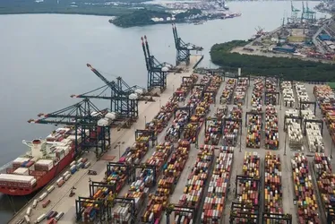 Imagem ilustrativa da imagem Economia brasileira cresce 3,4% em 2024, maior alta desde 2021