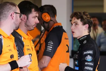 Imagem ilustrativa da imagem F1: Piastri lidera primeiro treino livre em Miami marcado por incidente com Norris