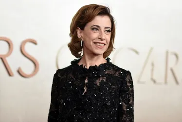 Imagem ilustrativa da imagem Fernanda Torres diz que está cansada e rejeita convite para a Sapucaí