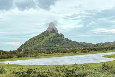 Imagem ilustrativa da imagem Noronha volta a receber jatos, segundo informações dos governos federal e estadual