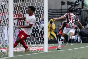 Imagem ilustrativa da imagem Fluminense bate Red Bull Bragantino em reestreia de Renato Gaúcho