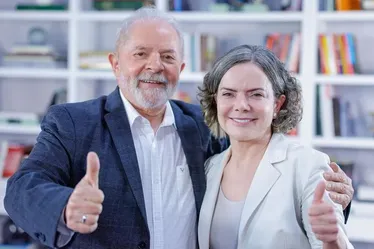 Imagem ilustrativa da imagem Gleisi Hoffmann virá ao Estado. E Lula?