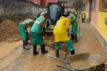 Imagem ilustrativa da imagem Governo federal libera verba para reconstrução de Petrópolis