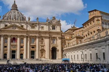 Imagem ilustrativa da imagem Habemus Papam: novo Papa é escolhido no conclave