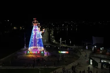 Imagem ilustrativa da imagem Imagens gigantes de Nossa Senhora da Penha iluminam pontos da Grande Vitória