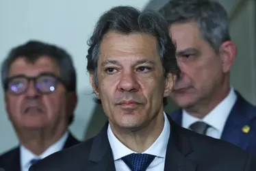 Imagem ilustrativa da imagem Haddad sai em defesa de arcabouço fiscal e se compromete com metas