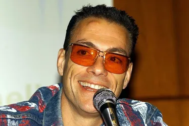Imagem ilustrativa da imagem Jean-Claude Van Damme é acusado de envolvimento em esquema de exploração sexual