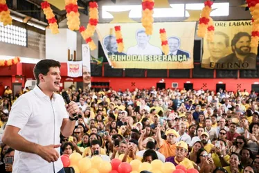 Imagem ilustrativa da imagem João Campos crava: PSB seguirá maior partido de Pernambuco em 2026