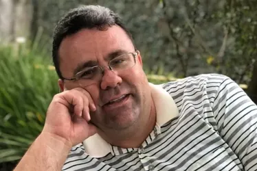 Imagem ilustrativa da imagem Jornalista é achado morto com sinal de estrangulamento dentro de casa no PR