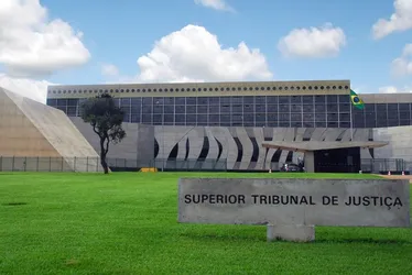 Imagem ilustrativa da imagem Justiça decide por penhora para quitar dívida com condomínio