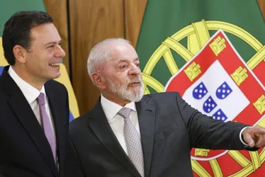 Imagem ilustrativa da imagem Lula aborda racismo contra brasileiros em Portugal e premiê promete tolerância zero