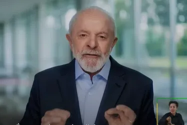 Imagem ilustrativa da imagem Lula anuncia parcela do Pé-de-Meia e ampliação do Farmácia Popular