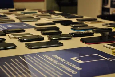 Imagem ilustrativa da imagem Mais de 11 mil celulares roubados foram recuperados em Pernambuco