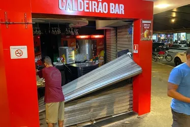 Imagem ilustrativa da imagem Manifestantes pedem justiça por jovem morto na Rua da Lama
