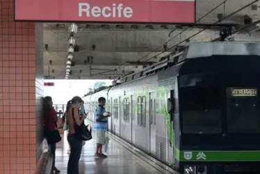 Imagem ilustrativa da imagem Metrô adota horários especiais no dia do Galo da Madrugada