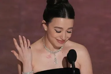 Imagem ilustrativa da imagem Mikey Madison sofre ataques de brasileiros em redes sociais da Academia do Oscar