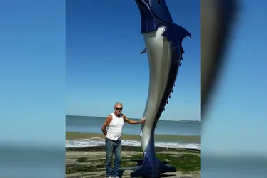 Imagem ilustrativa da imagem Morre o artista criador do Marlim e os Guarás, ícones turísticos de Guarapari