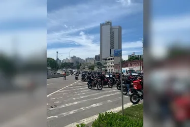 Imagem ilustrativa da imagem Motoboys realizam manifestação na Grande Vitória