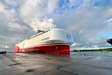 Imagem ilustrativa da imagem Navio da BYD traz mais de 5 mil carros elétricos e aquece mercado no ES