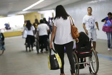 Imagem ilustrativa da imagem Nem metade dos hospitais e escolas do Brasil têm rampa para cadeirantes