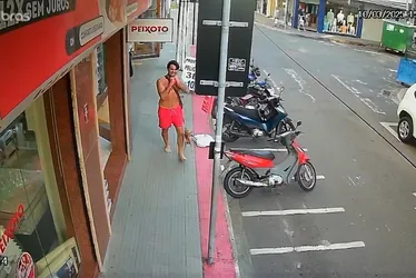 Imagem ilustrativa da imagem Novas imagens mostram momento em que assassino de gerente deixa loja; Assista