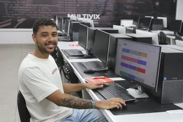 Imagem ilustrativa da imagem Novas regras saem este mês e vão mudar cursos a distância