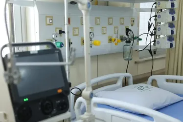 Imagem ilustrativa da imagem Número de hospitais públicos com UTIs de excelência cresce 45%