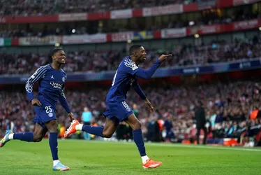 Imagem ilustrativa da imagem PSG vence o Arsenal em Londres e abre vantagem na semifinal da Liga dos Campeões