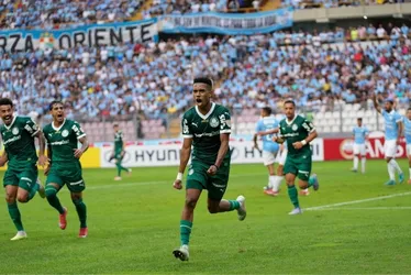 Imagem ilustrativa da imagem Palmeiras vacila, marca nos acréscimos e bate o Sporting Cristal na Libertadores