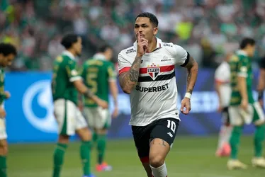Imagem ilustrativa da imagem Palmeiras x São Paulo: grama sintética, bandeirinha e briga por data acirram rivalidade no Paulistão
