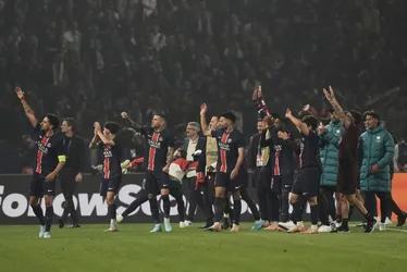 Imagem ilustrativa da imagem Paris Saint-Germain derrota Arsenal e chega à final da Liga dos Campeões