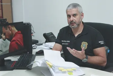 Imagem ilustrativa da imagem Perigos na adolescência: códigos escondem humilhações e crimes na internet