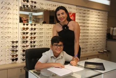 Imagem ilustrativa da imagem Pesquisa nas escolas aponta problemas de visão em 19% dos alunos