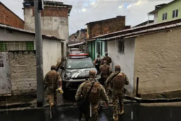 Imagem ilustrativa da imagem Polícia deflagra megaoperação contra integrantes de torcidas organizadas estaduais