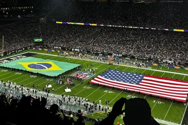 Imagem ilustrativa da imagem Prefeito Eduardo Paes anuncia que jogo da NFL que seria em São Paulo em 2026 acontecerá no Rio
