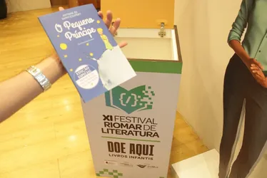 Imagem ilustrativa da imagem Prorrogada campanha de doação de livros no Shopping RioMar Recife