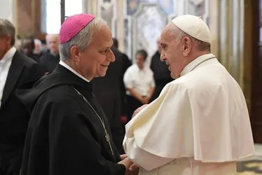Imagem ilustrativa da imagem Quem é o cardeal de Chicago que pode ‘unir todas as tribos’ no conclave