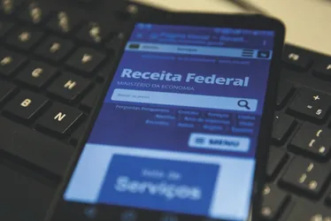 Imagem ilustrativa da imagem Receita Federal já recebeu mais de 239 mil declarações do Imposto de Renda no ES