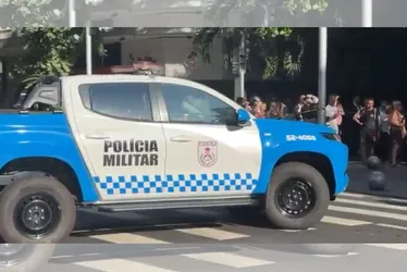 Imagem ilustrativa da imagem Refém em banco no Leblon: Mulher é libertada e assaltante baleado