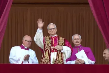 Imagem ilustrativa da imagem Papa Leão 14 pede paz na Ucrânia e em Gaza em primeira oração de domingo